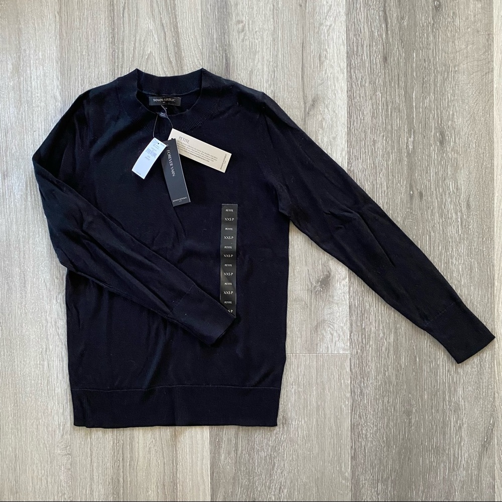 NWT Banana Republic Long sleeve Light Sweater Top, Petite XXS, Black